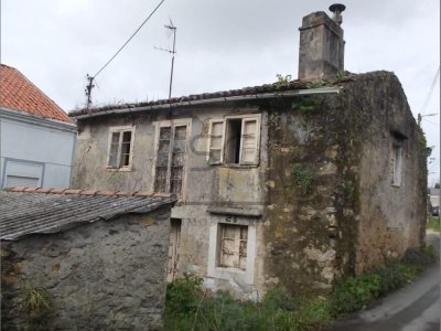 Casa en Casadelos, Neda