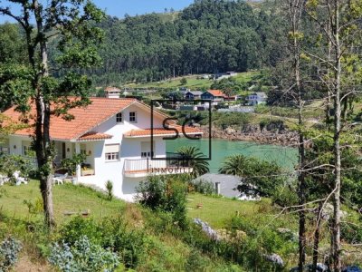 Casa en Chanteiro, Ares